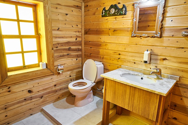 dřevěné koupelnové obložení